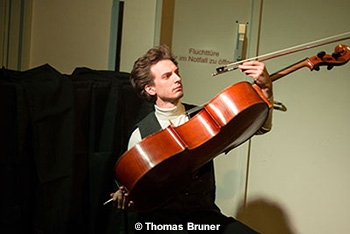 Joshua Jacobs sucht den richtigen Ton ©Thomas Bruner